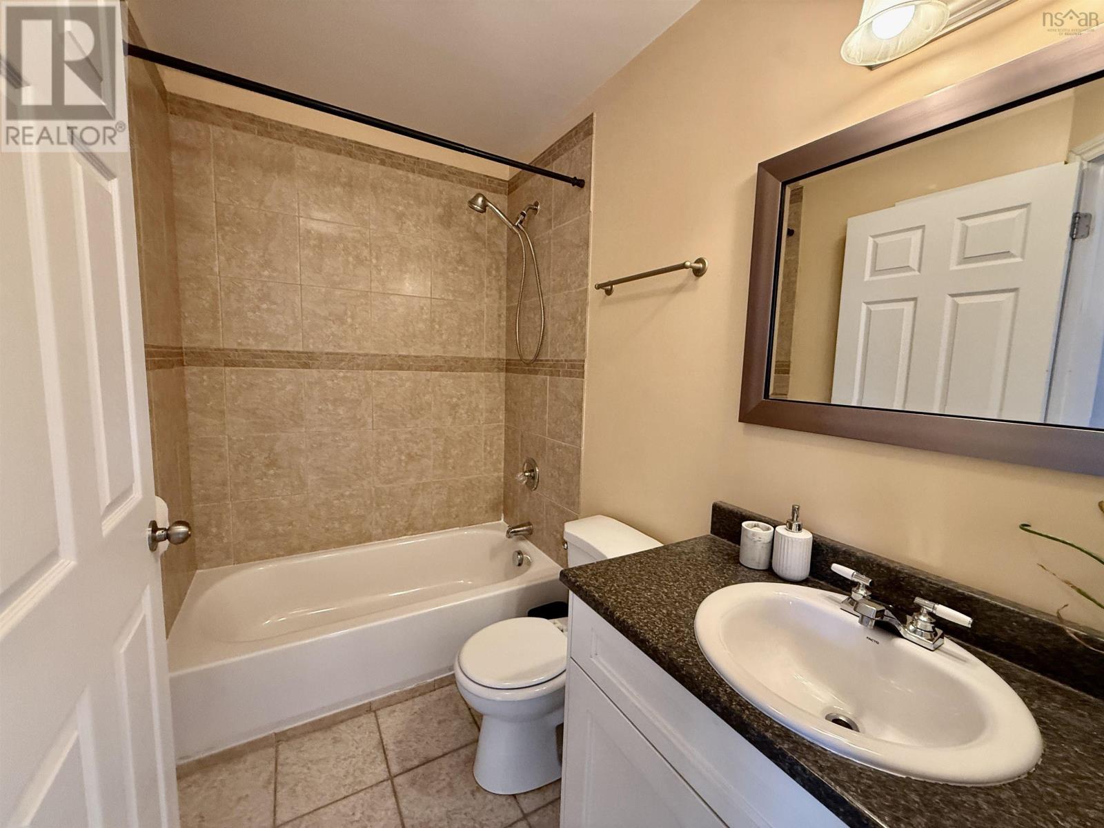 707 Pleasant Street, Dartmouth, Nova Scotia  B2W 1A8 - Photo 25 - 202620737