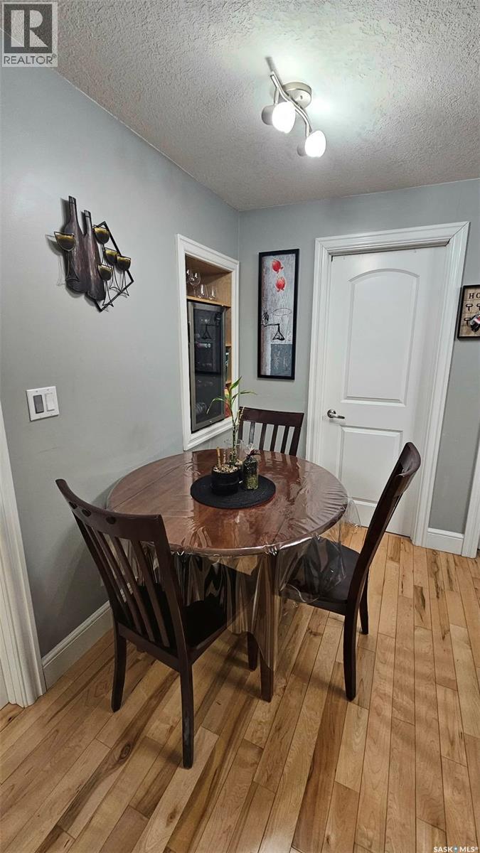 421 6th Avenue E, Prince Albert, Saskatchewan  S6V 2J2 - Photo 6 - SK045749