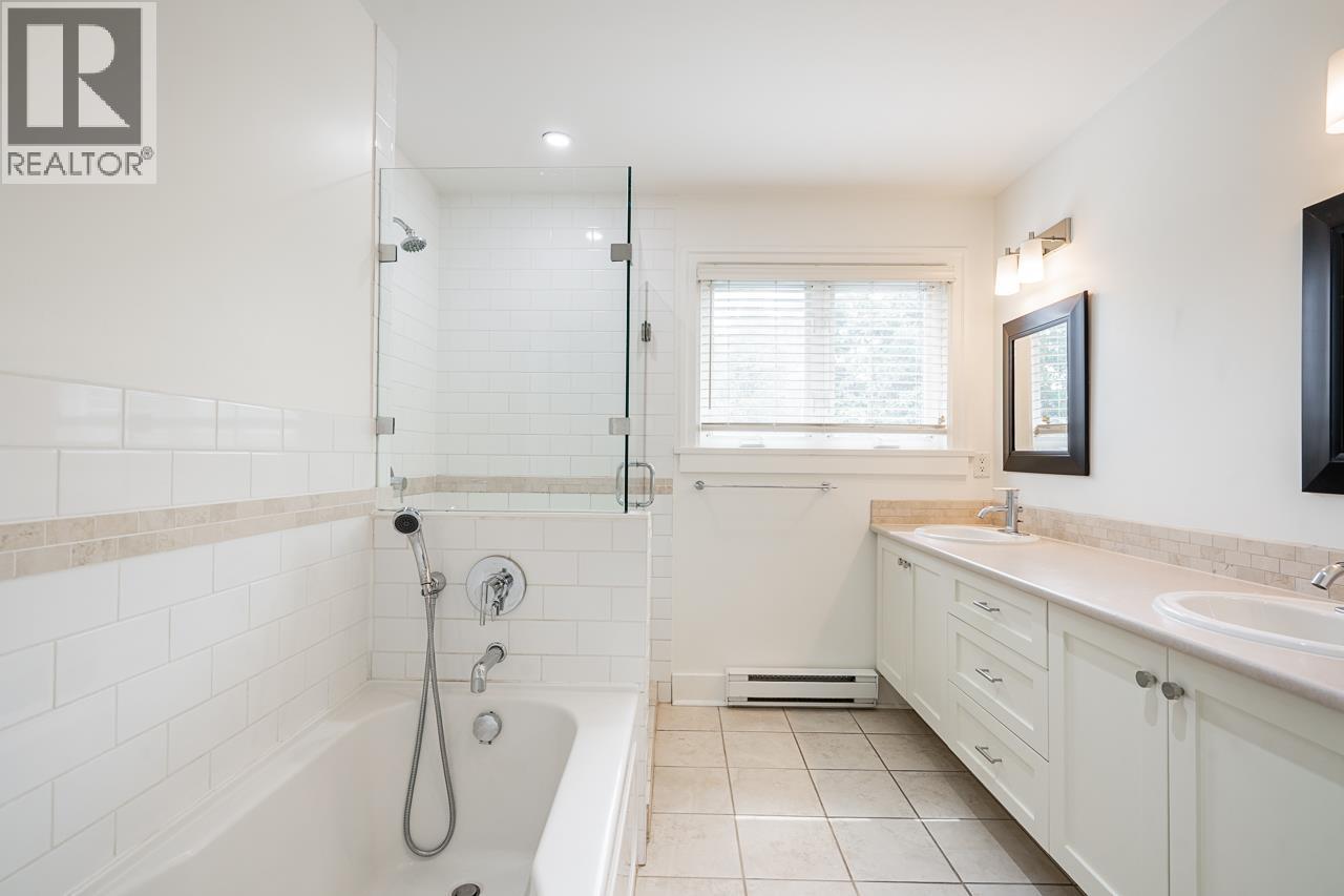 242 W 21st Avenue, Vancouver, British Columbia  V5Y 2E5 - Photo 25 - R3123930