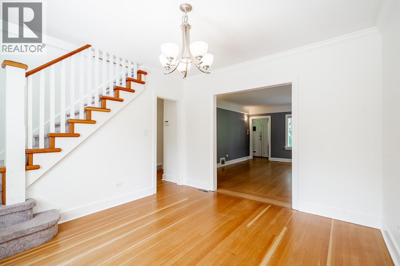 242 W 21st Avenue, Vancouver, British Columbia  V5Y 2E5 - Photo 7 - R3123930