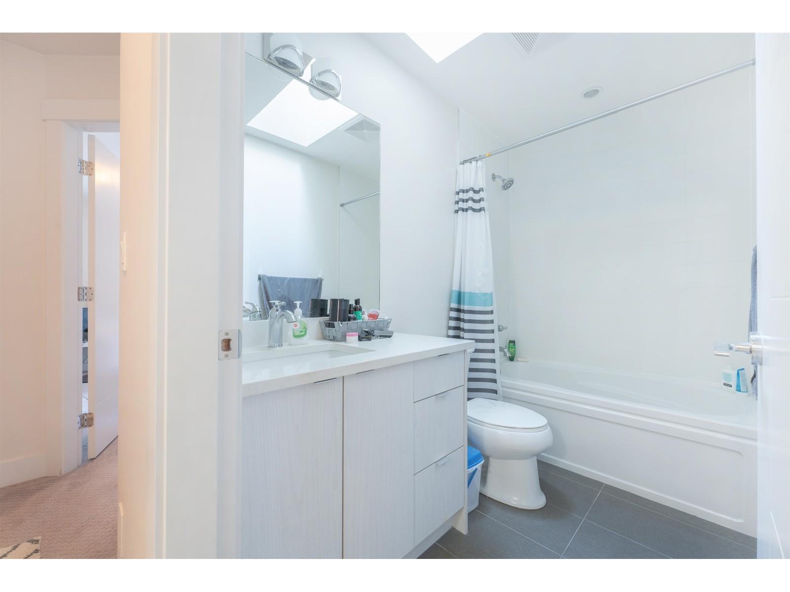 2 11267 133 Street, Surrey, British Columbia  V3R 0E3 - Photo 10 - R3155938