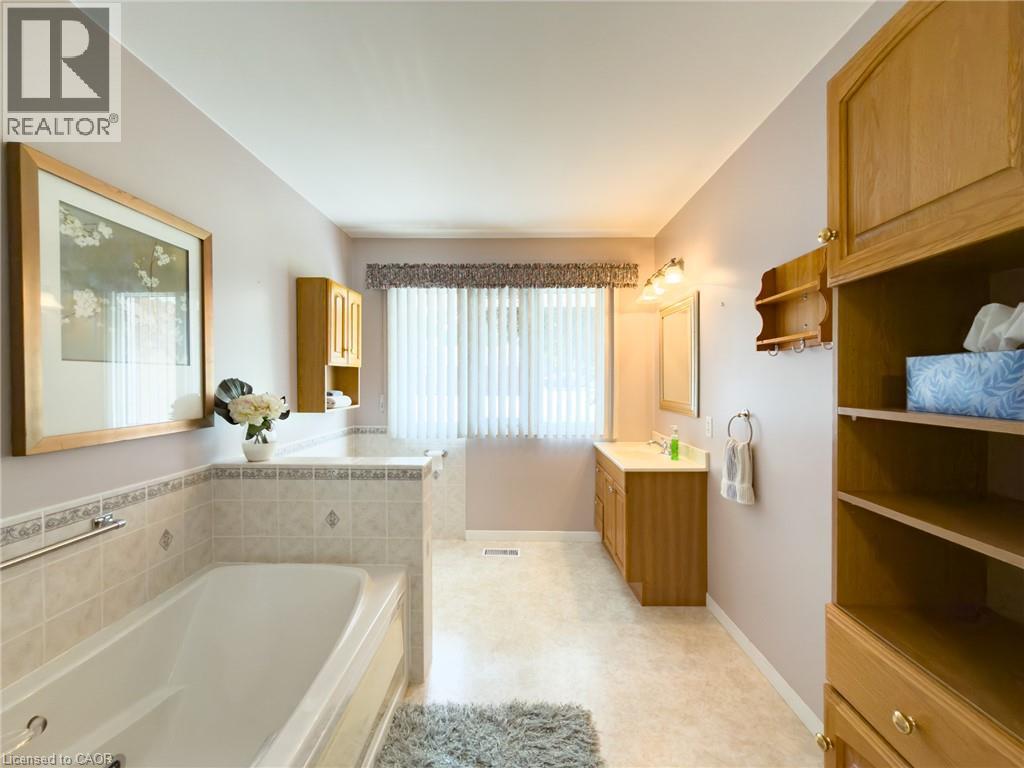 12 Glendale Crescent, Simcoe, Ontario  N3Y 4M2 - Photo 15 - 40855822