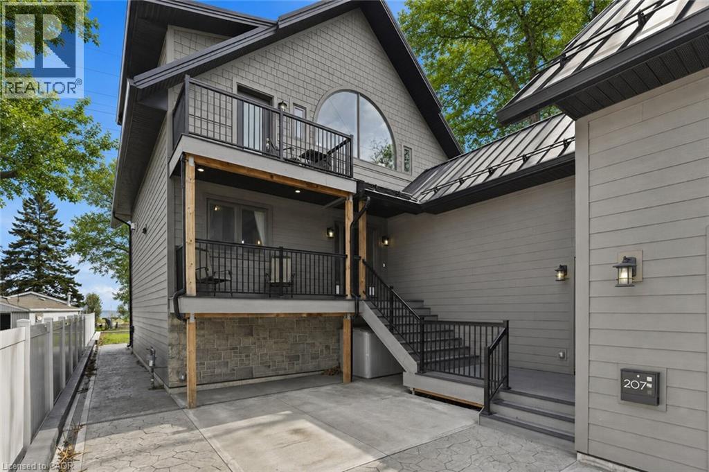 207 Beach Boulevard, Hamilton, Ontario  L8H 6V8 - Photo 3 - 40856328