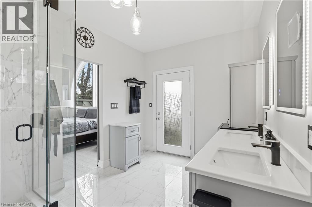 207 Beach Boulevard, Hamilton, Ontario  L8H 6V8 - Photo 23 - 40856328