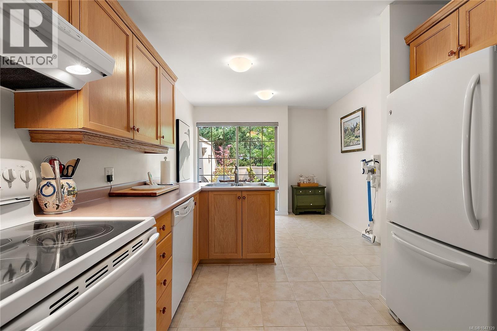 5 909 Admirals Rd, Esquimalt, British Columbia  V9A 2P1 - Photo 7 - 1047129