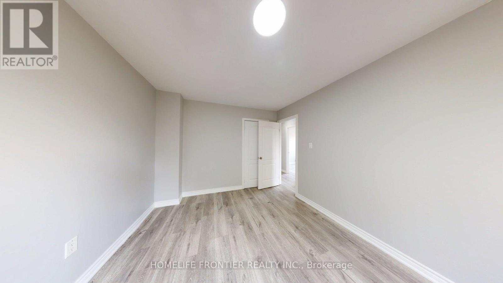 Upper - 337 Hansen Road N, Brampton, Ontario L6V 2Y2 - Photo 15 - W13673262