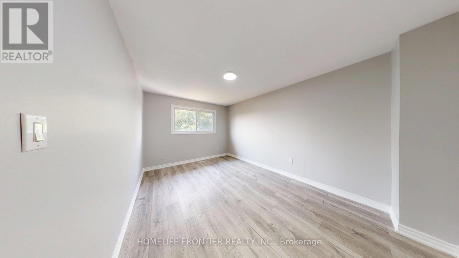 Upper - 337 Hansen Road N, Brampton, Ontario L6V 2Y2 - Photo 13 - W13673262