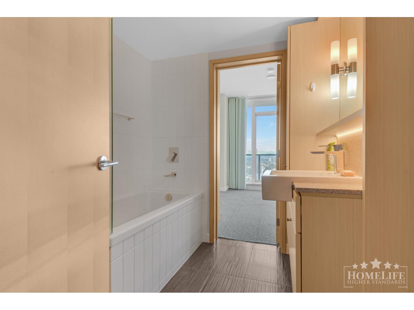 4705 13495 Central Avenue, Surrey, British Columbia  V3T 0K2 - Photo 16 - R3156405