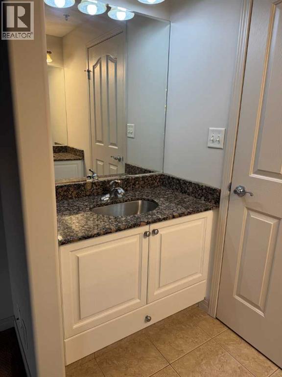 2003, 683 10 Street SW, Calgary, Alberta  T2P 5H3 - Photo 20 - A2307850