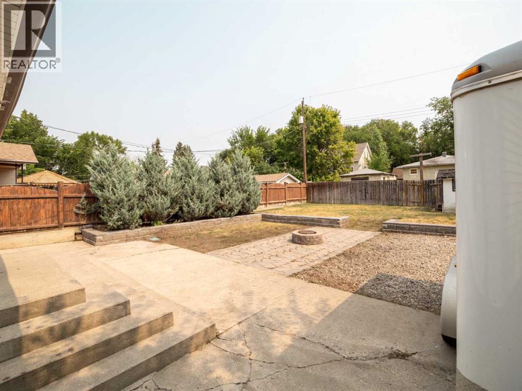 731 17 Street N, Lethbridge, Alberta  T1H 3E2 - Photo 32 - A2336087