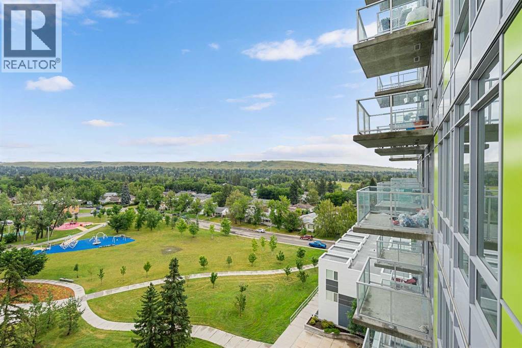 811, 30 Brentwood Common Nw, Calgary, Alberta T2L 2J9 - Photo 12 - A2337796