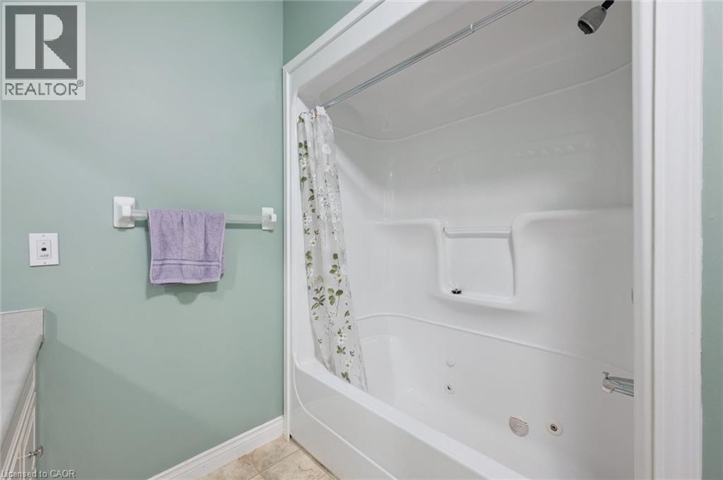 4 Spruce Avenue, Puslinch, Ontario  N1H 6H9 - Photo 16 - 40845957