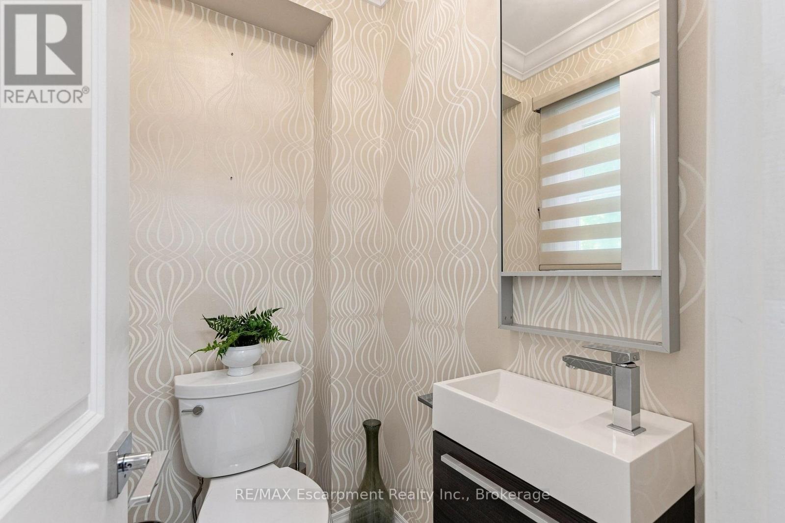 105 Whittington Place, Oakville, Ontario  L6K 3W1 - Photo 20 - W13684180