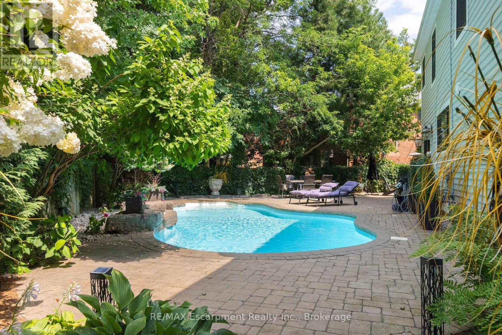 105 Whittington Place, Oakville, Ontario  L6K 3W1 - Photo 5 - W13684180