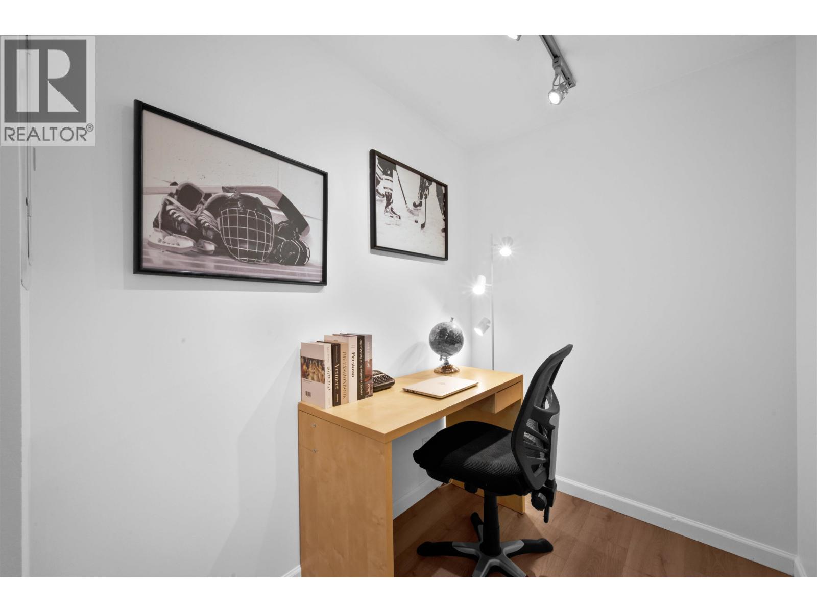 303 9288 University Crescent, Burnaby, British Columbia  V5A 4X7 - Photo 15 - R3156337
