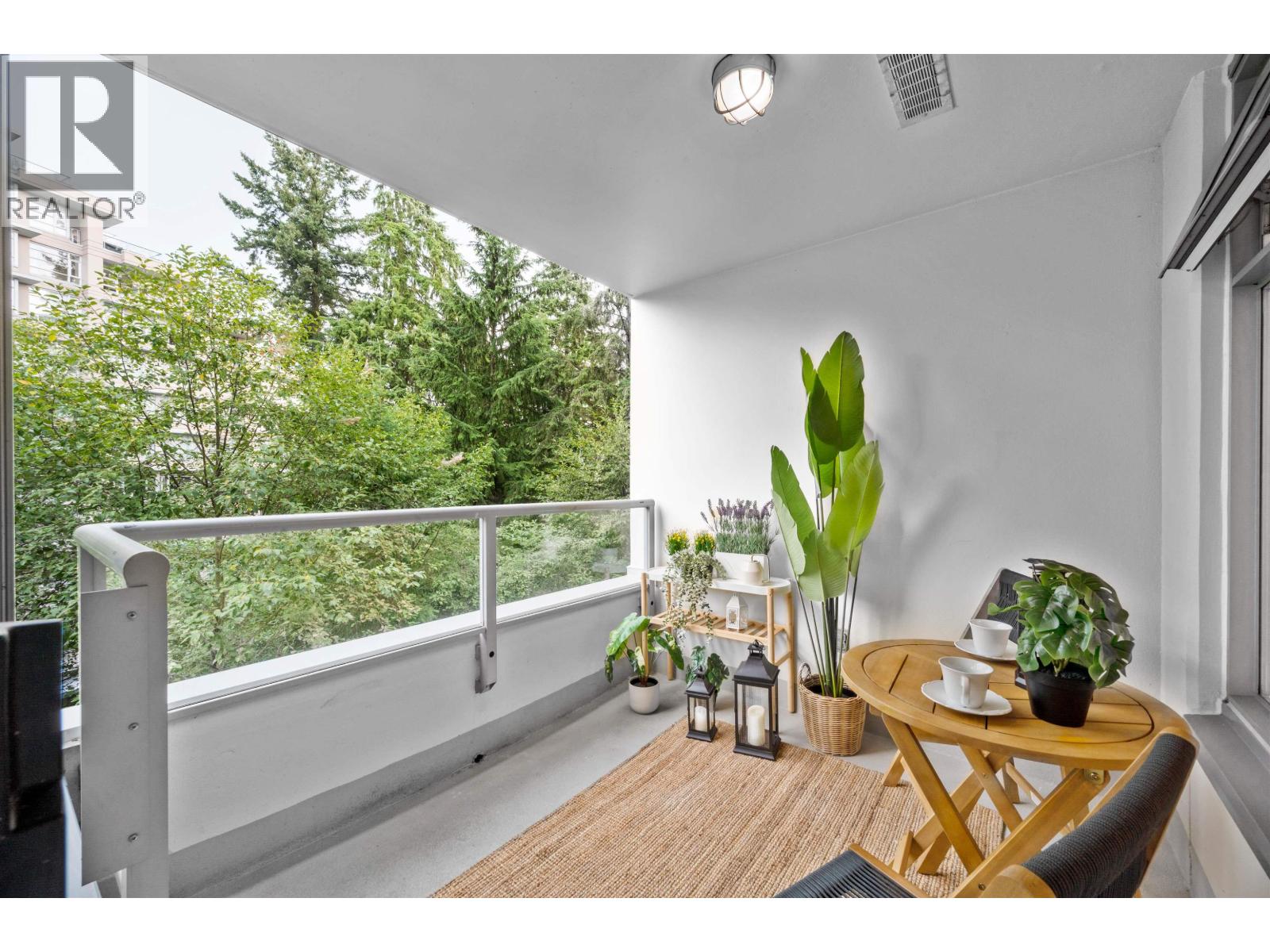 303 9288 University Crescent, Burnaby, British Columbia  V5A 4X7 - Photo 9 - R3156337