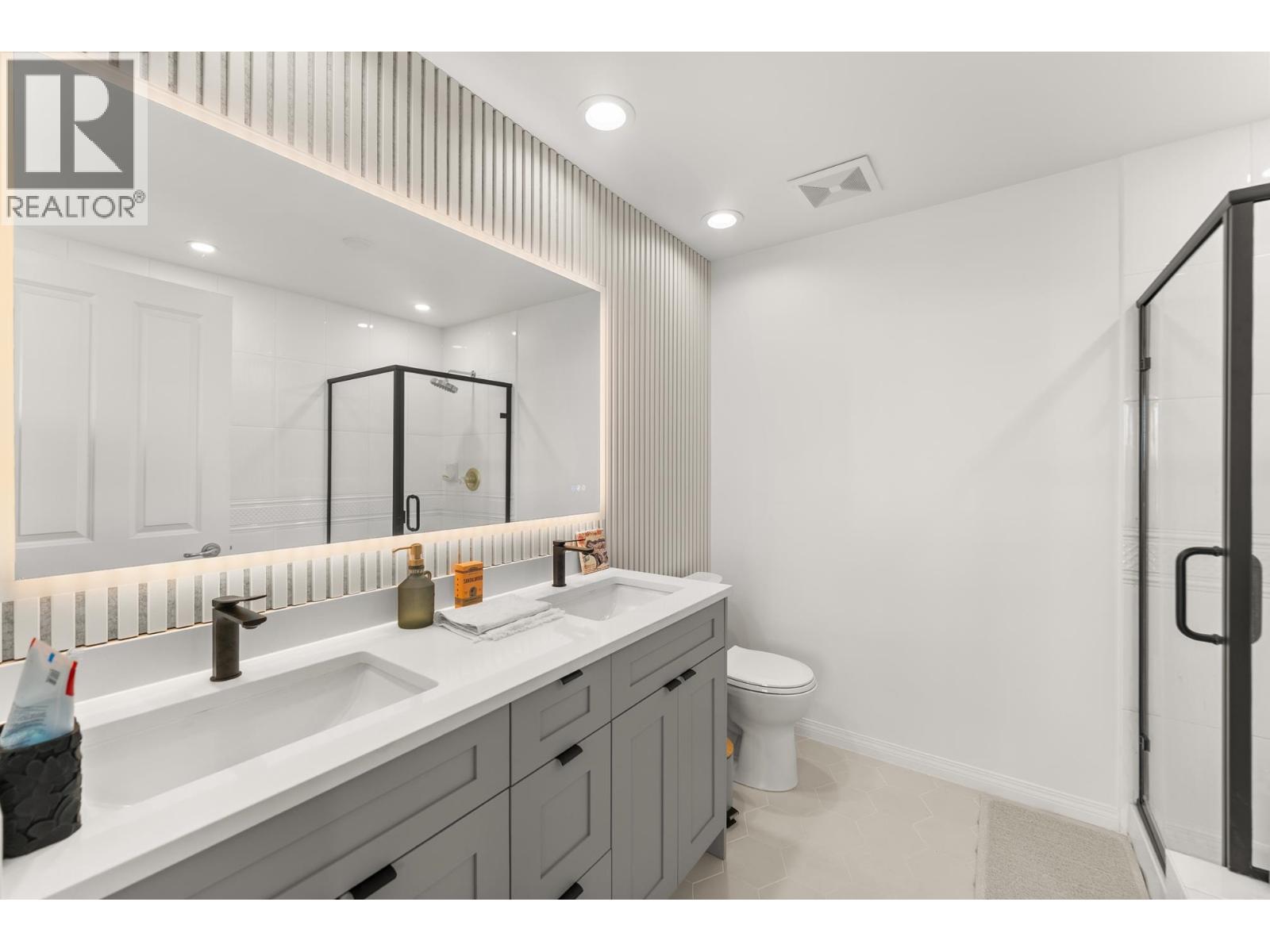 3003 6837 Station Hill Drive, Burnaby, British Columbia  V3N 5B7 - Photo 17 - R3156361