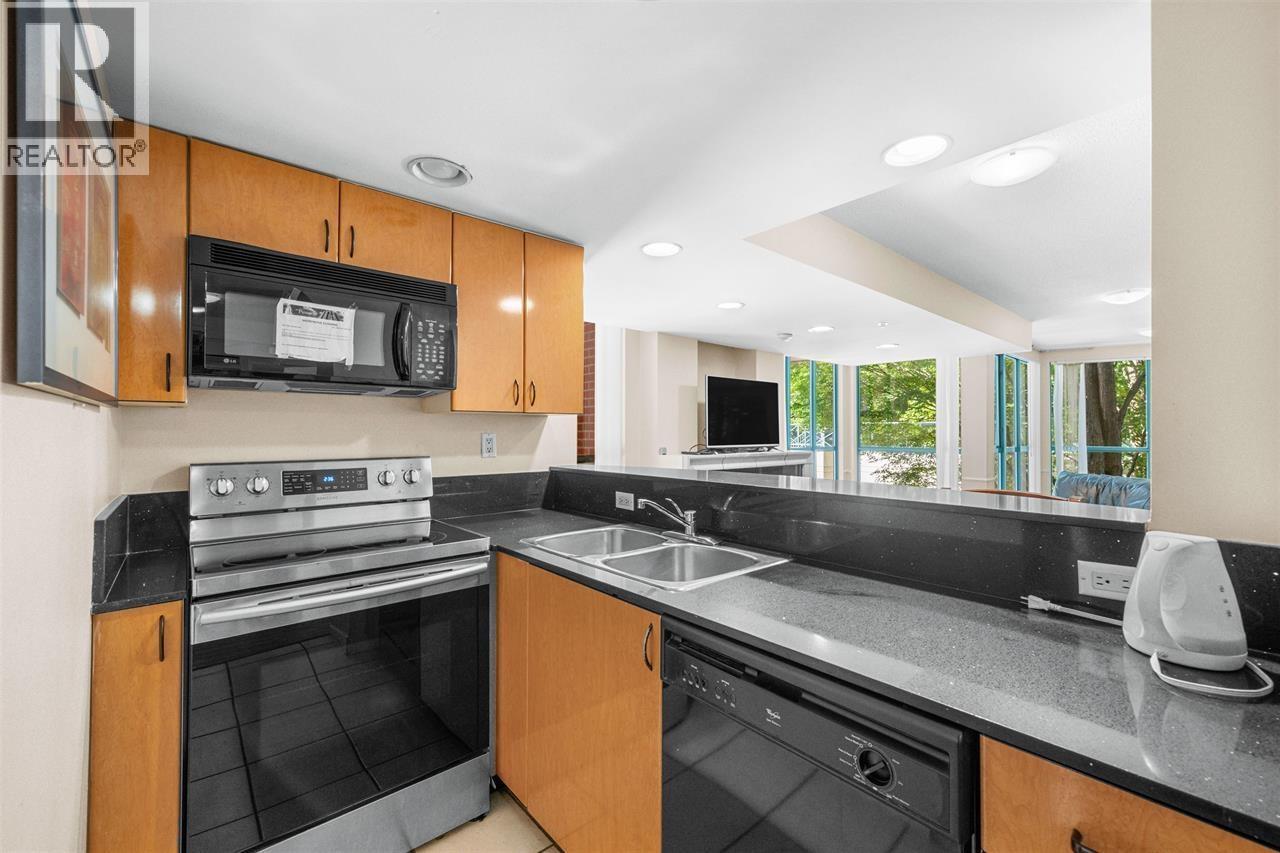 304 939 Homer Street, Vancouver, British Columbia  V6B 2W6 - Photo 10 - R3156369