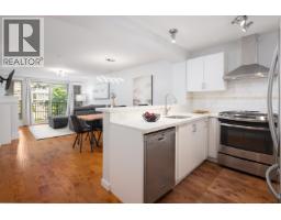 301 2958 SILVER SPRINGS BOULEVARD, Coquitlam, British Columbia