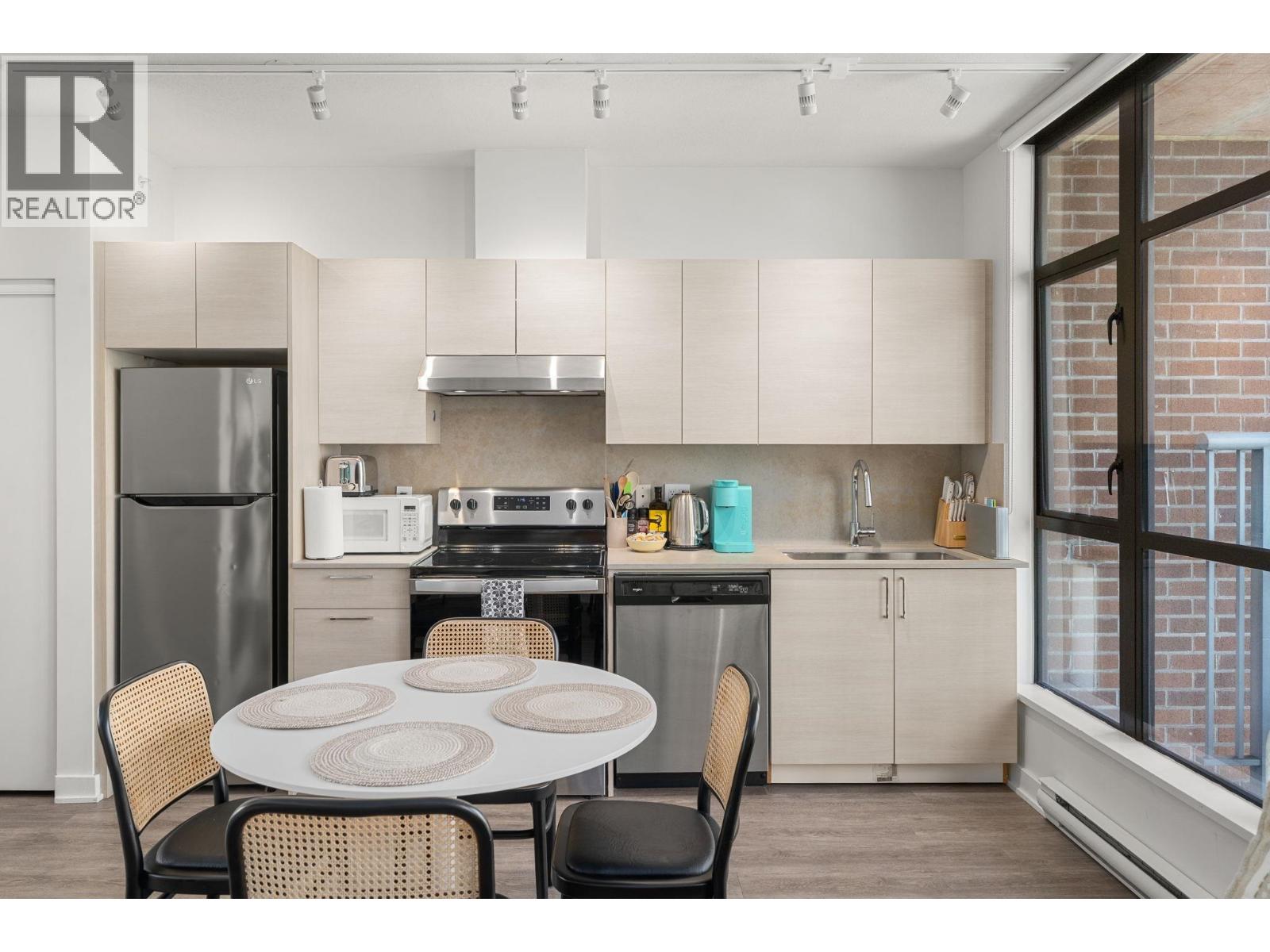 602 1249 Granville Street, Vancouver, British Columbia  V6Z 1M5 - Photo 10 - R3156380