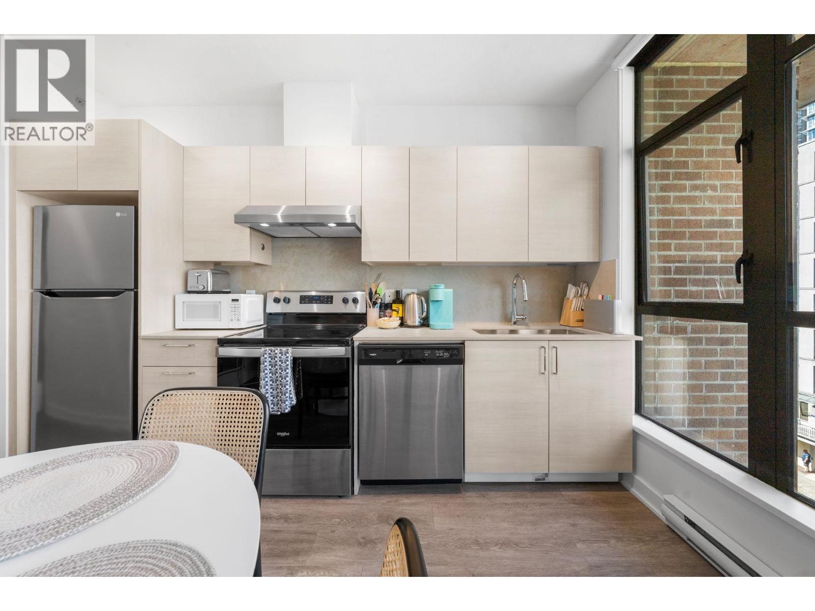 602 1249 Granville Street, Vancouver, British Columbia  V6Z 1M5 - Photo 13 - R3156380