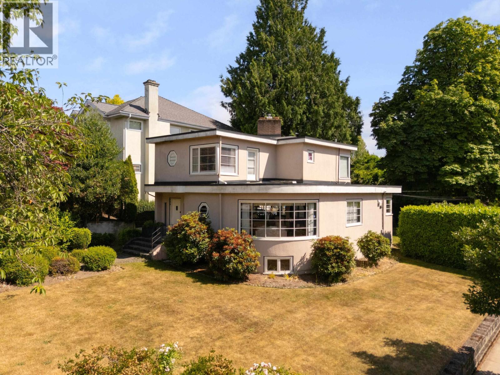 696 W 27th Avenue, Vancouver, British Columbia  V5Z 2G4 - Photo 2 - R3156394