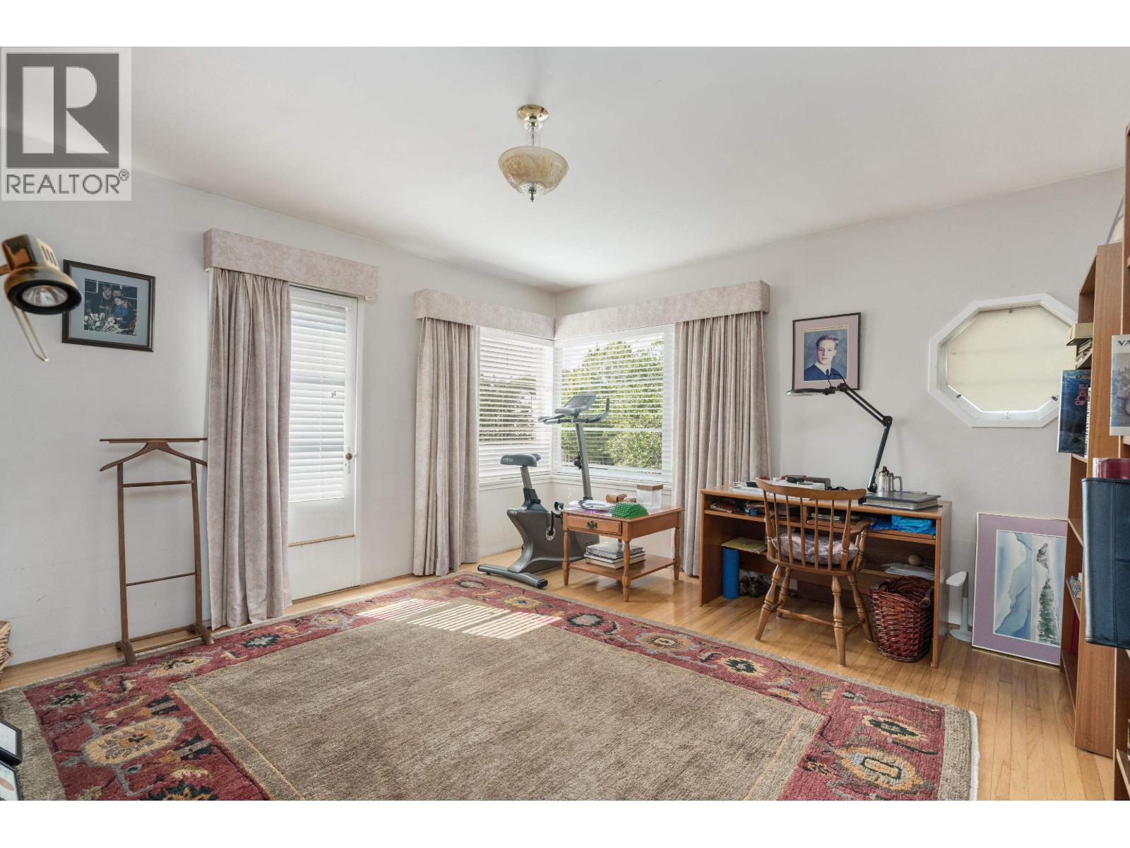 696 W 27th Avenue, Vancouver, British Columbia  V5Z 2G4 - Photo 37 - R3156394
