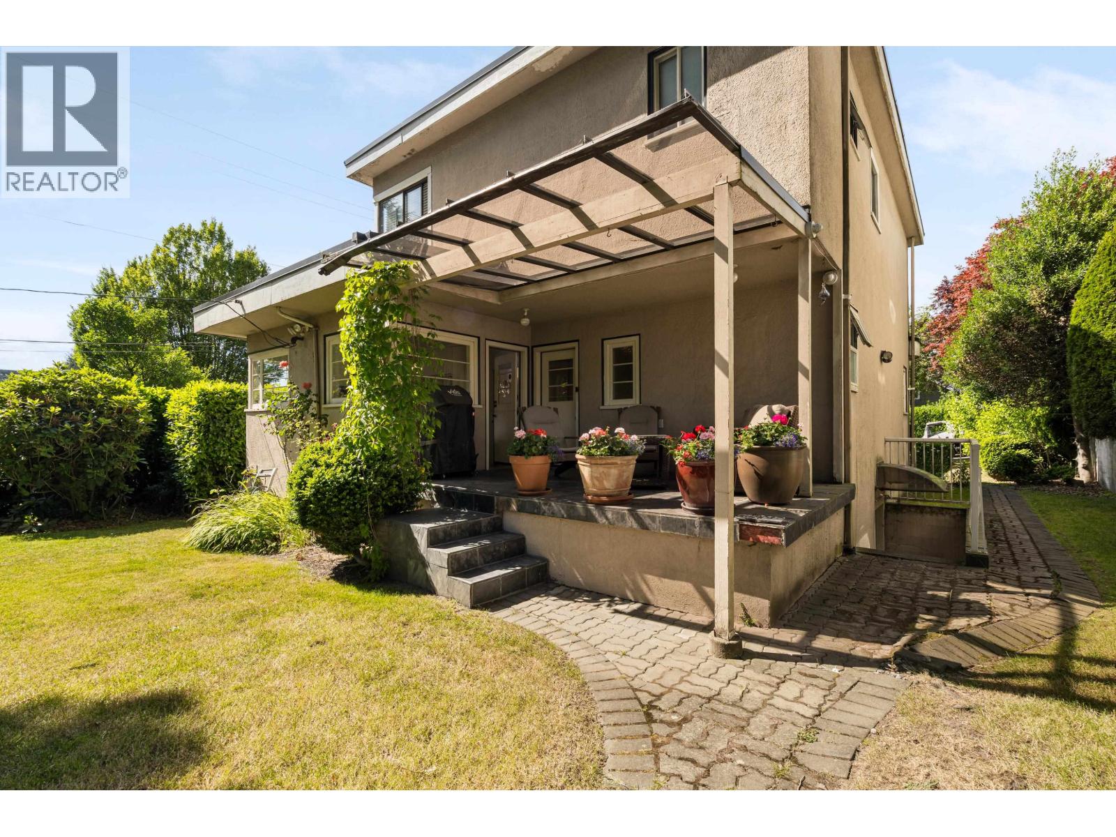 696 W 27th Avenue, Vancouver, British Columbia  V5Z 2G4 - Photo 4 - R3156394