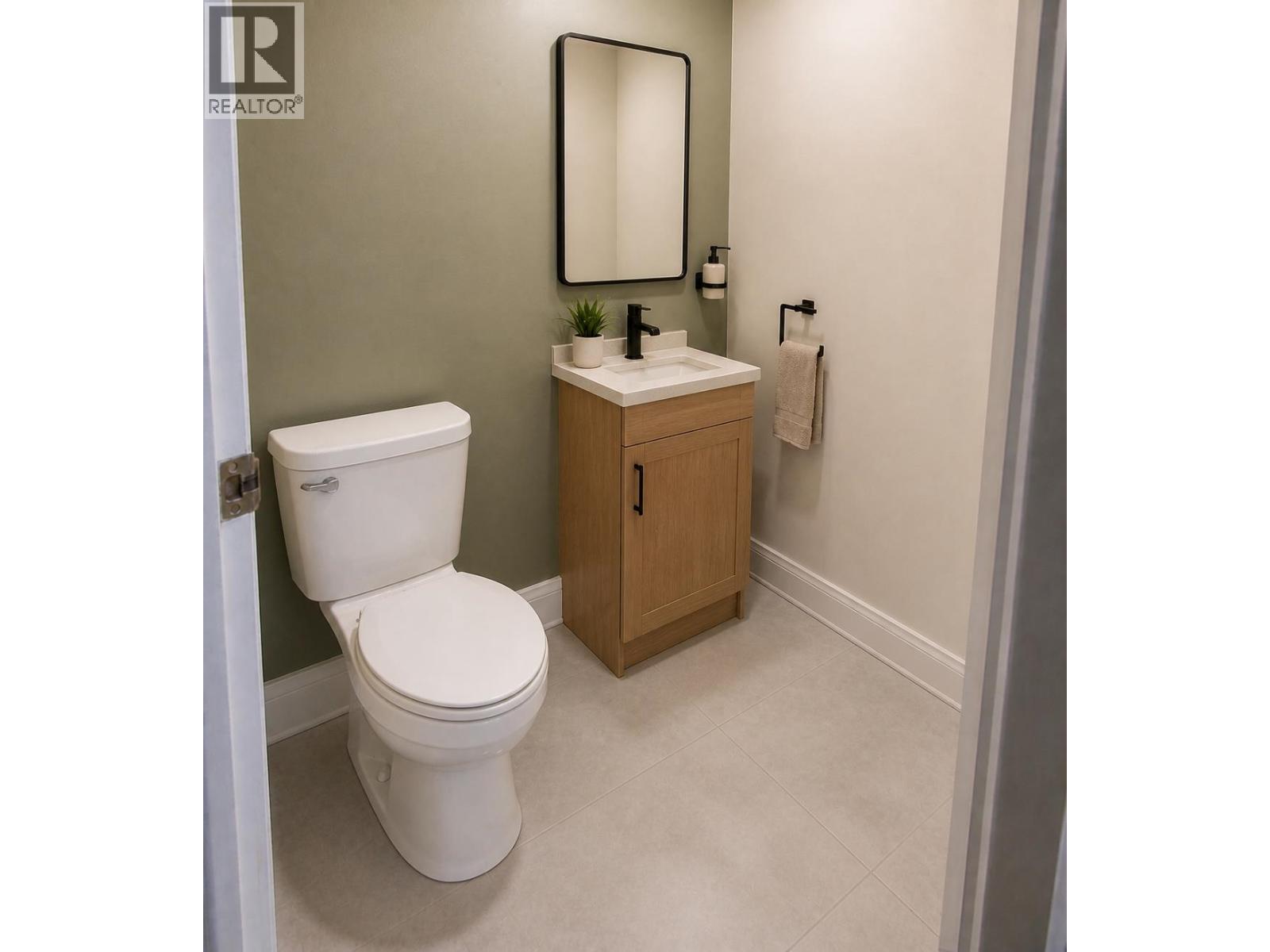 1912 Commercial Drive, No City Value, British Columbia  V5N 4A7 - Photo 6 - C8081133