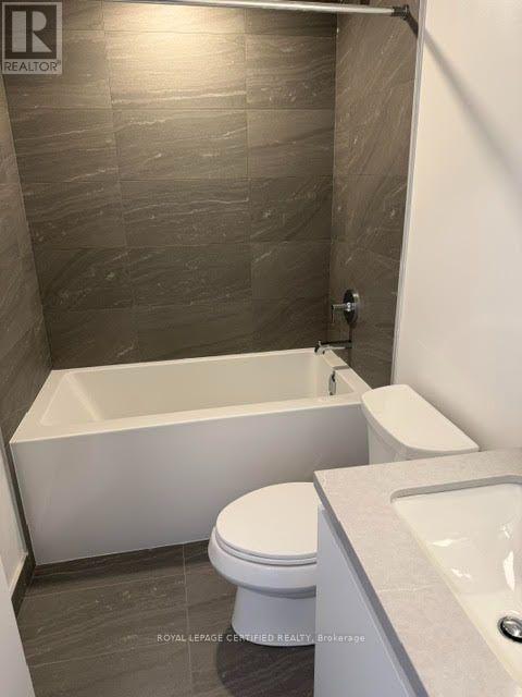 3404 - 4015 The Exchange, Mississauga, Ontario  L5B 0N9 - Photo 11 - W13683780