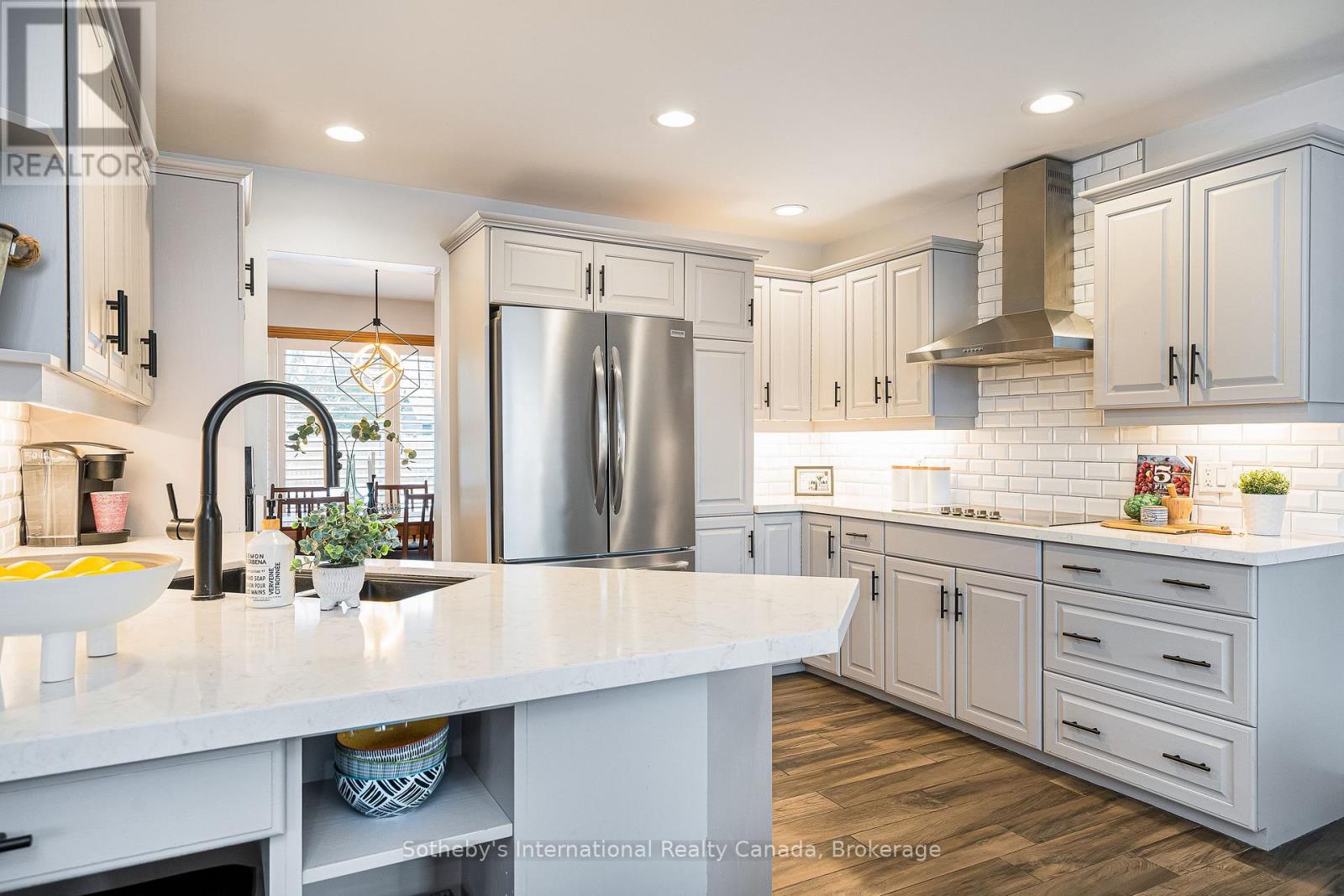 154 Mary Street, Clearview (Creemore), Ontario  L0M 1G0 - Photo 6 - S13684268