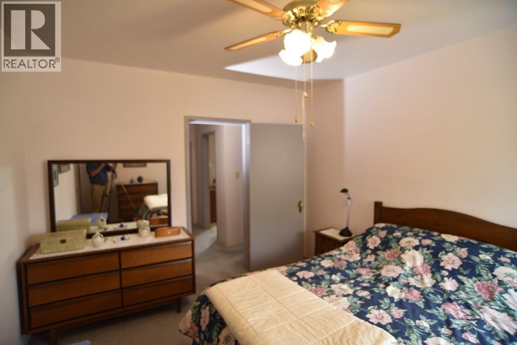 1141 Columbia Avenue, Trail, British Columbia  V1R 1J1 - Photo 24 - 10397250