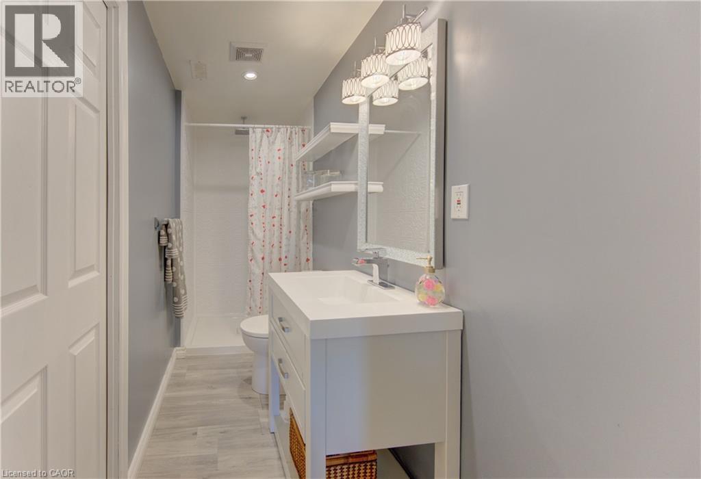 442 Sandbanks Crescent, Waterloo, Ontario  N2V 2J1 - Photo 31 - 40856276