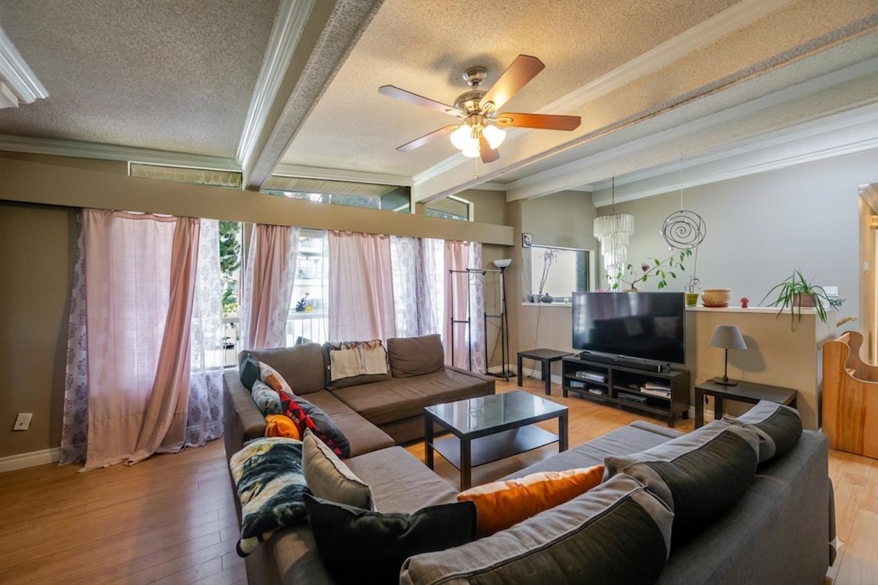 13945 116 Avenue, Surrey, British Columbia  V3R 2T3 - Photo 2 - R3156222