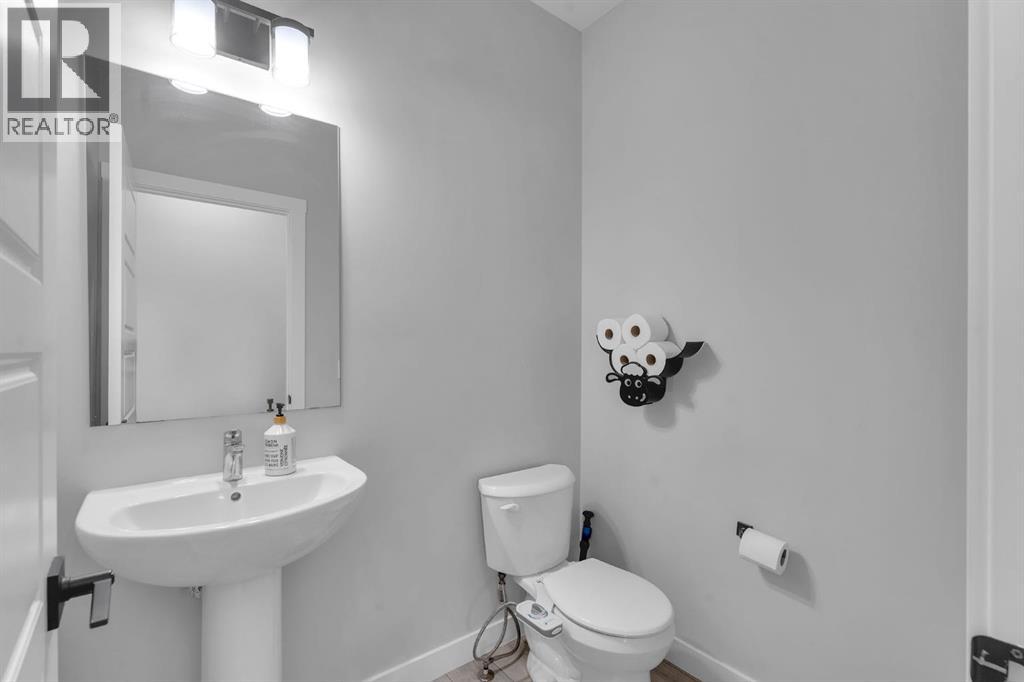 67 Corner Glen Gardens NE, Calgary, Alberta  T3N 2L3 - Photo 11 - A2302147