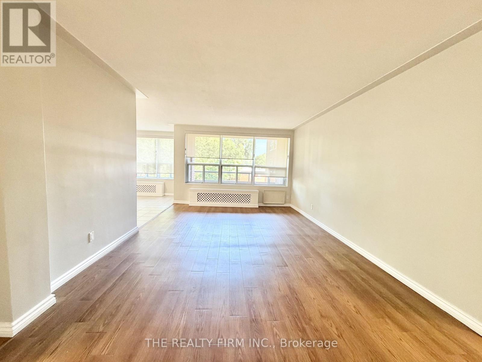 409 - 10 Beechwood Place, London South, Ontario  N6C 1H7 - Photo 2 - X13684192