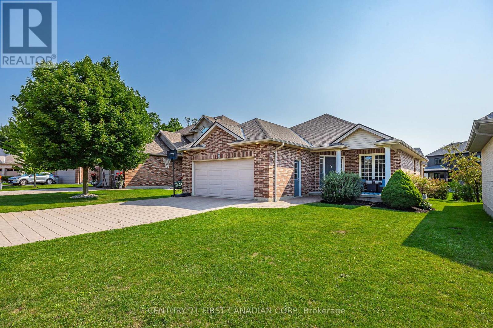 131 Deborah Drive, Strathroy-Caradoc, Ontario  N7G 4E2 - Photo 2 - X13684298