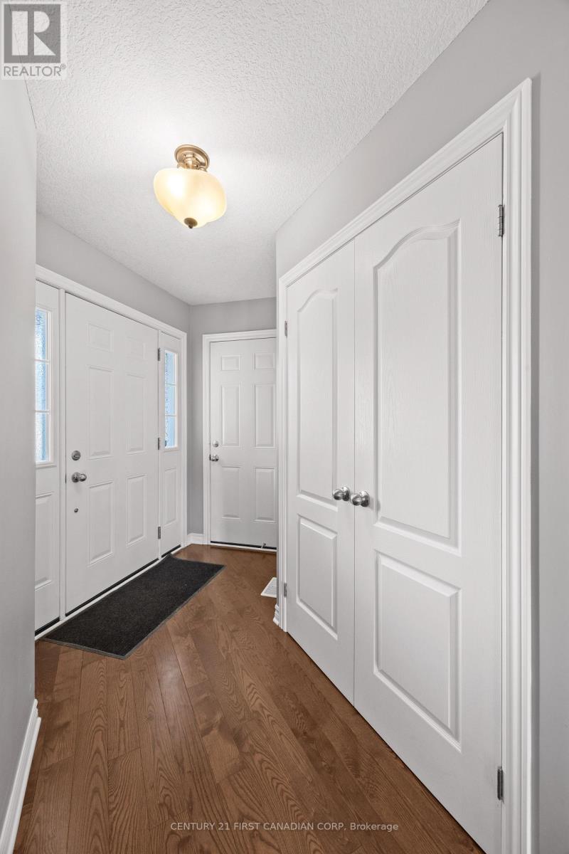 131 Deborah Drive, Strathroy-Caradoc, Ontario  N7G 4E2 - Photo 6 - X13684298
