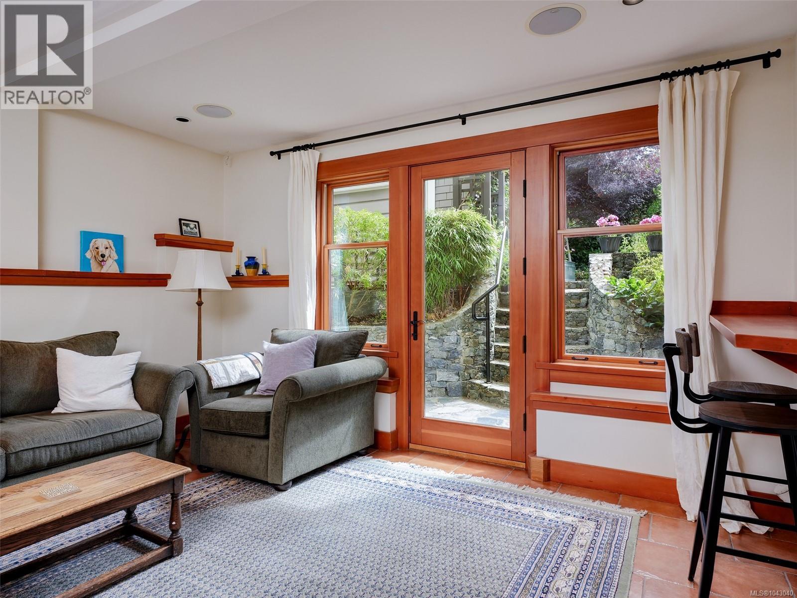 1043 St. Patrick St, Oak Bay, British Columbia  V8S 4Y2 - Photo 29 - 1043040
