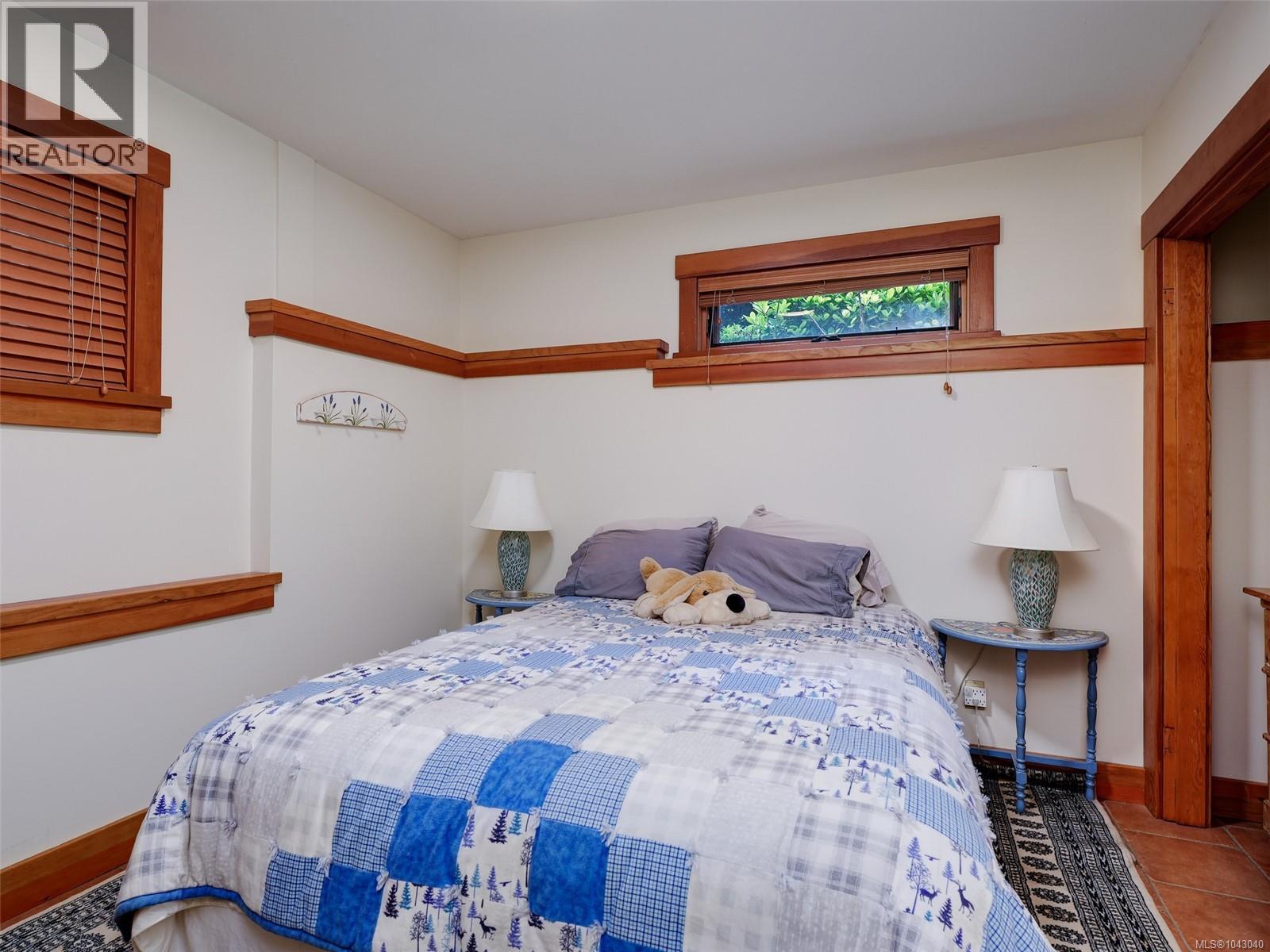 1043 St. Patrick St, Oak Bay, British Columbia  V8S 4Y2 - Photo 34 - 1043040