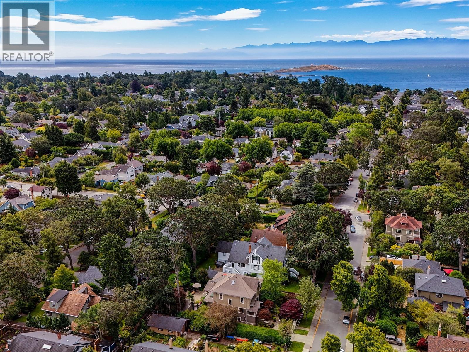 1043 St. Patrick St, Oak Bay, British Columbia  V8S 4Y2 - Photo 46 - 1043040