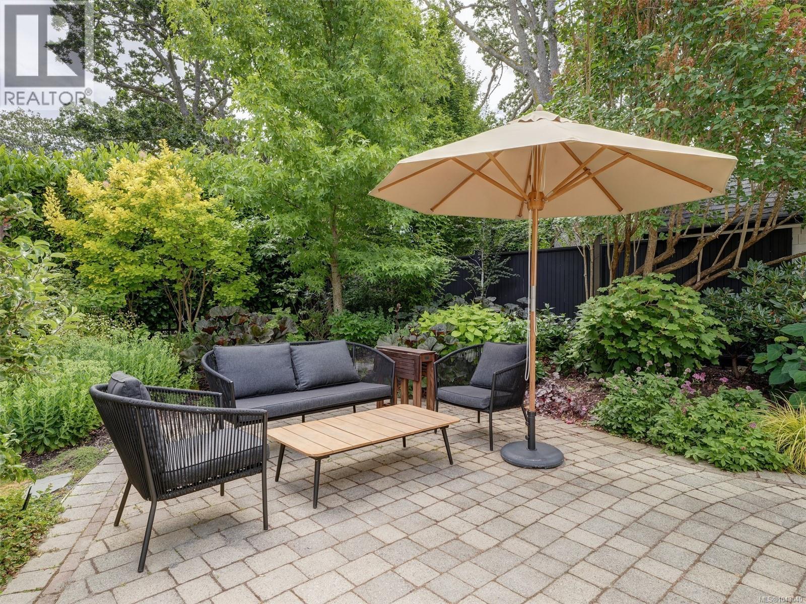 1043 St. Patrick St, Oak Bay, British Columbia  V8S 4Y2 - Photo 39 - 1043040