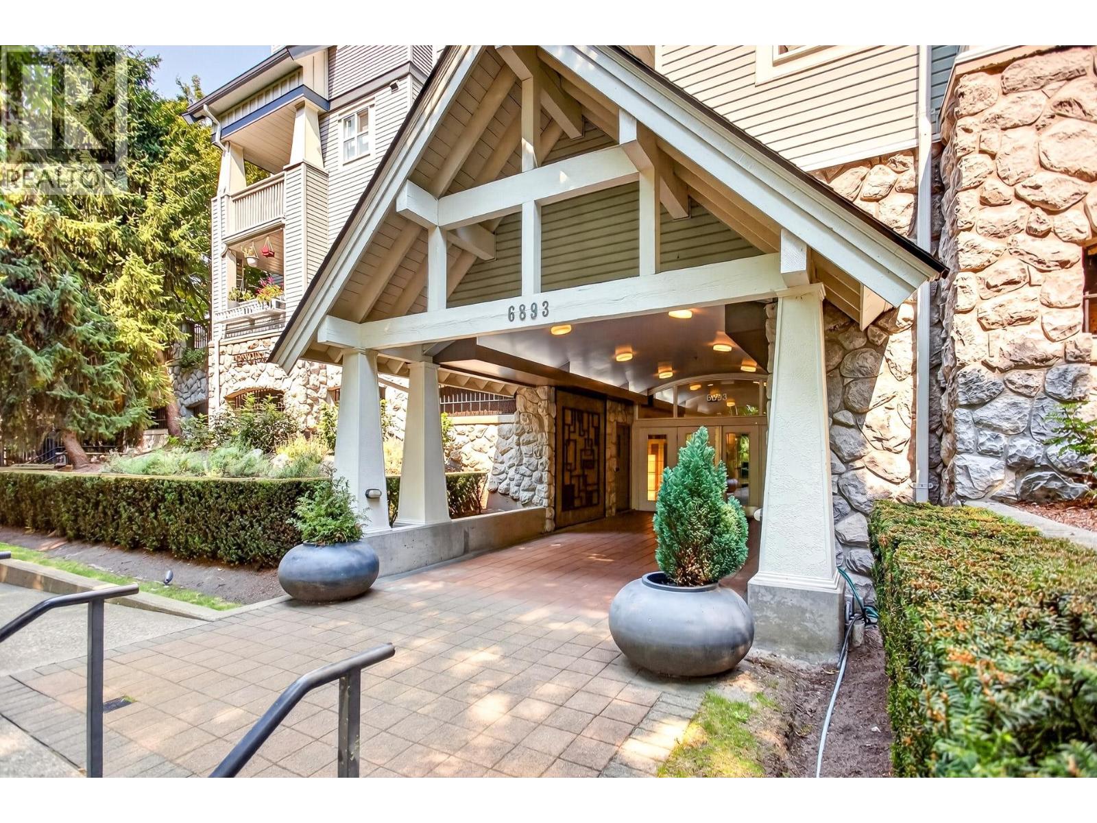 210 6893 Prenter Street, Burnaby, British Columbia  V5E 4L3 - Photo 2 - R3156296