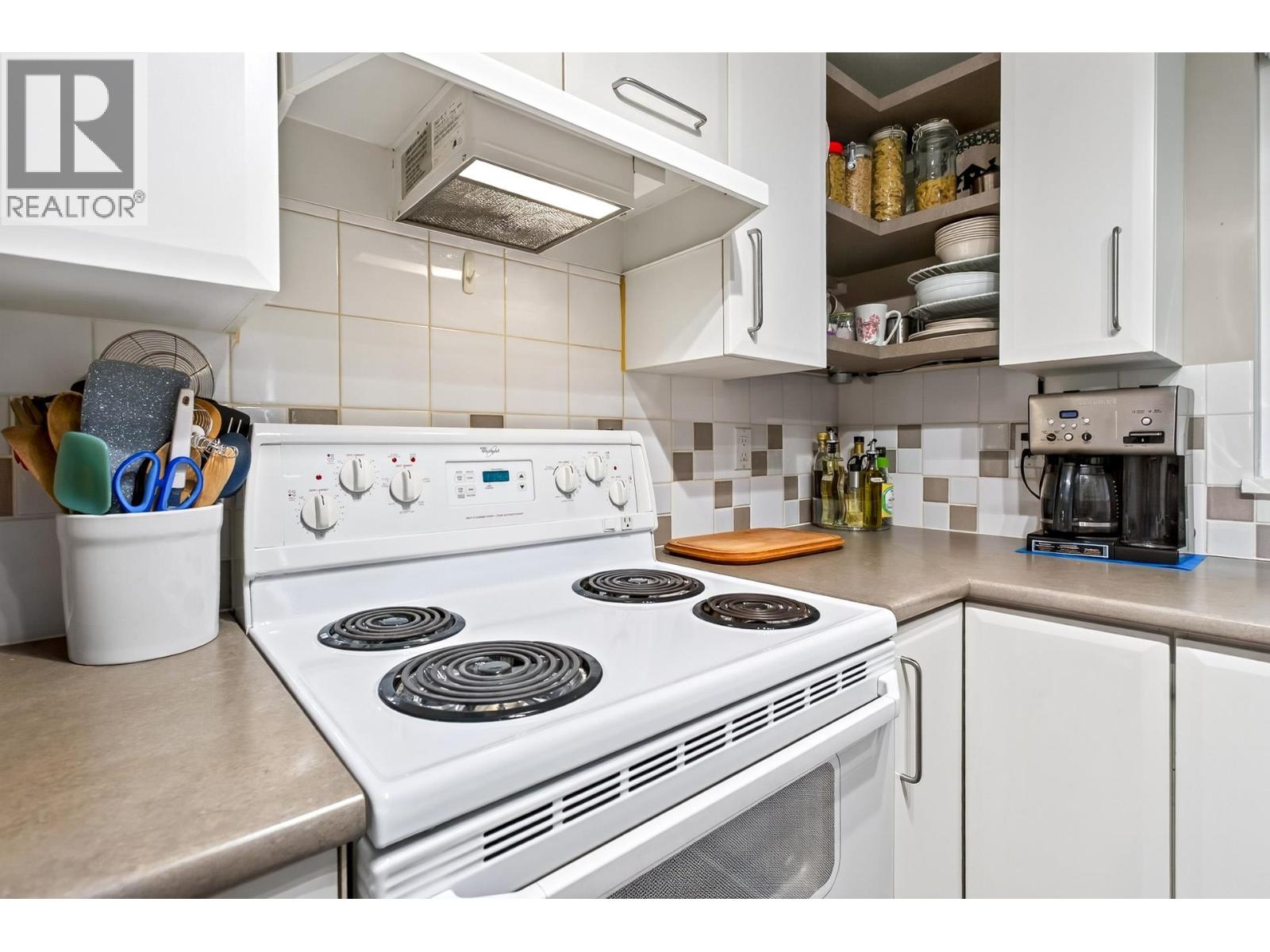 210 6893 Prenter Street, Burnaby, British Columbia  V5E 4L3 - Photo 13 - R3156296