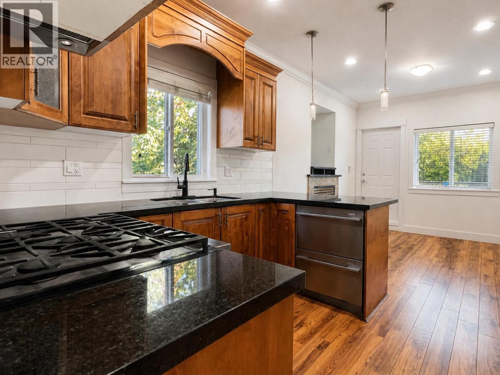 2388 E 5th Avenue, Vancouver, British Columbia  V5N 1N1 - Photo 6 - R3155383
