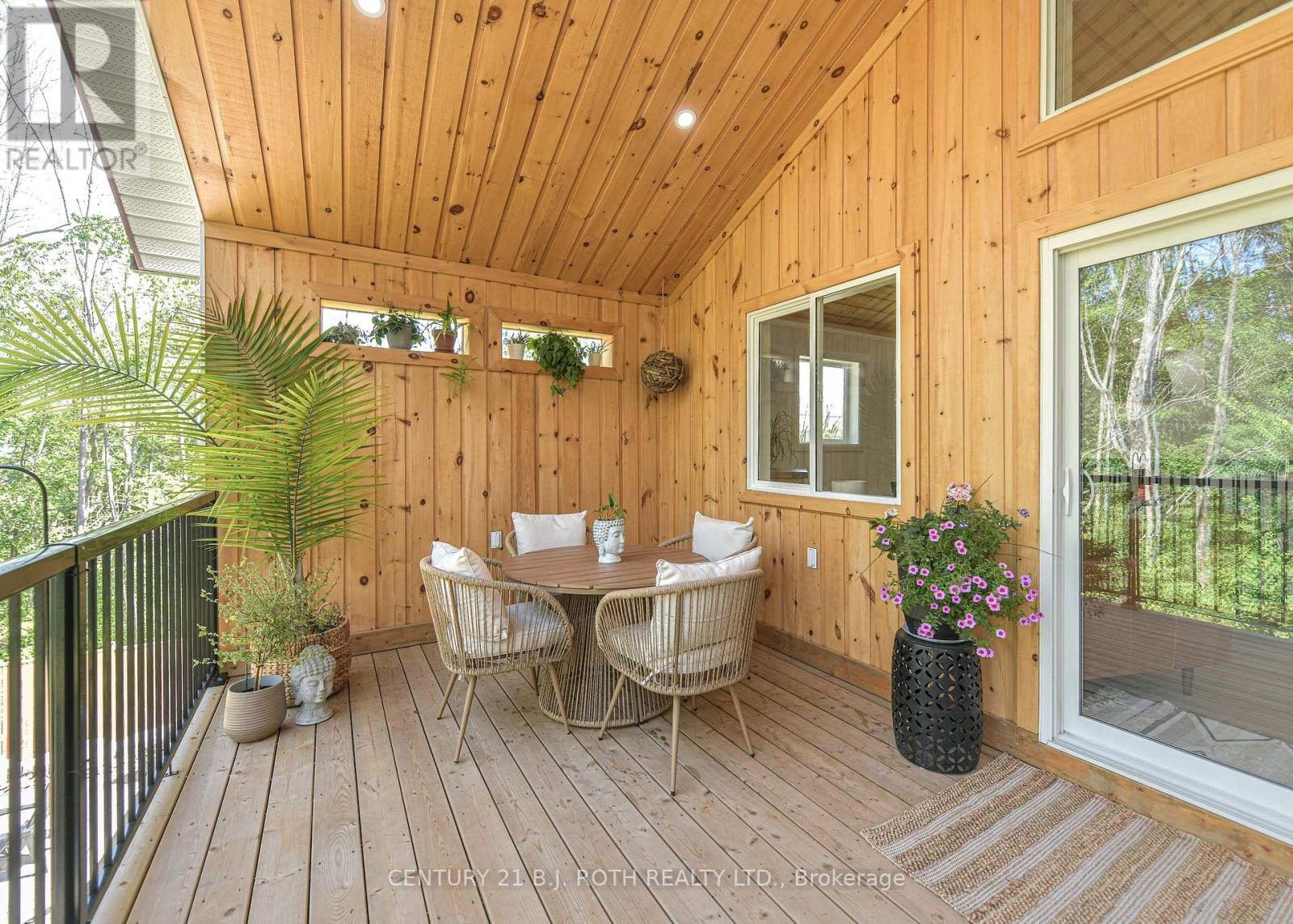 3332 Quetton Street, Severn (Washago), Ontario  L0K 2B0 - Photo 13 - S13684182