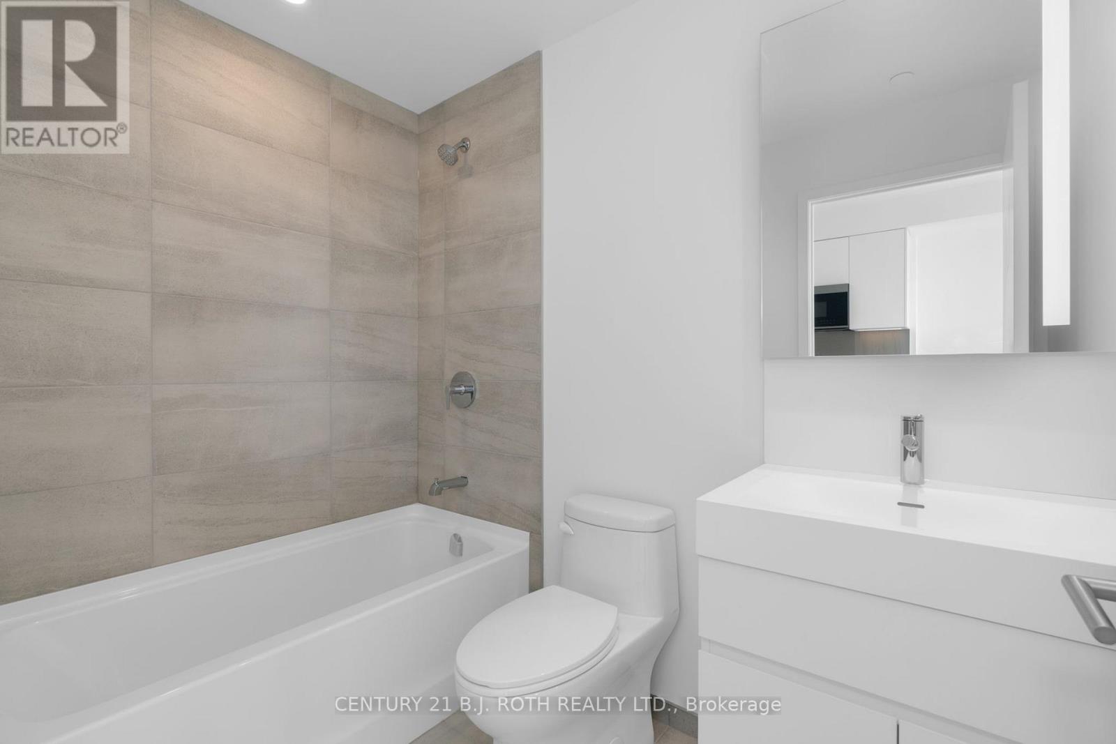 1909 - 39 Mary Street, Barrie (City Centre), Ontario  L4N 1S9 - Photo 10 - S13684214