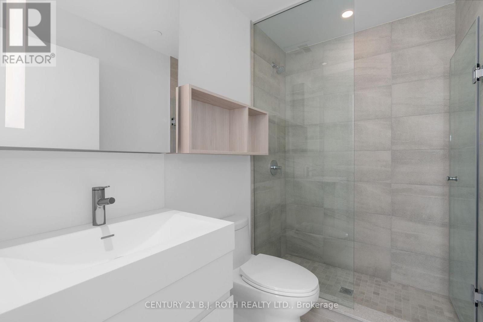 1909 - 39 Mary Street, Barrie (City Centre), Ontario  L4N 1S9 - Photo 14 - S13684214