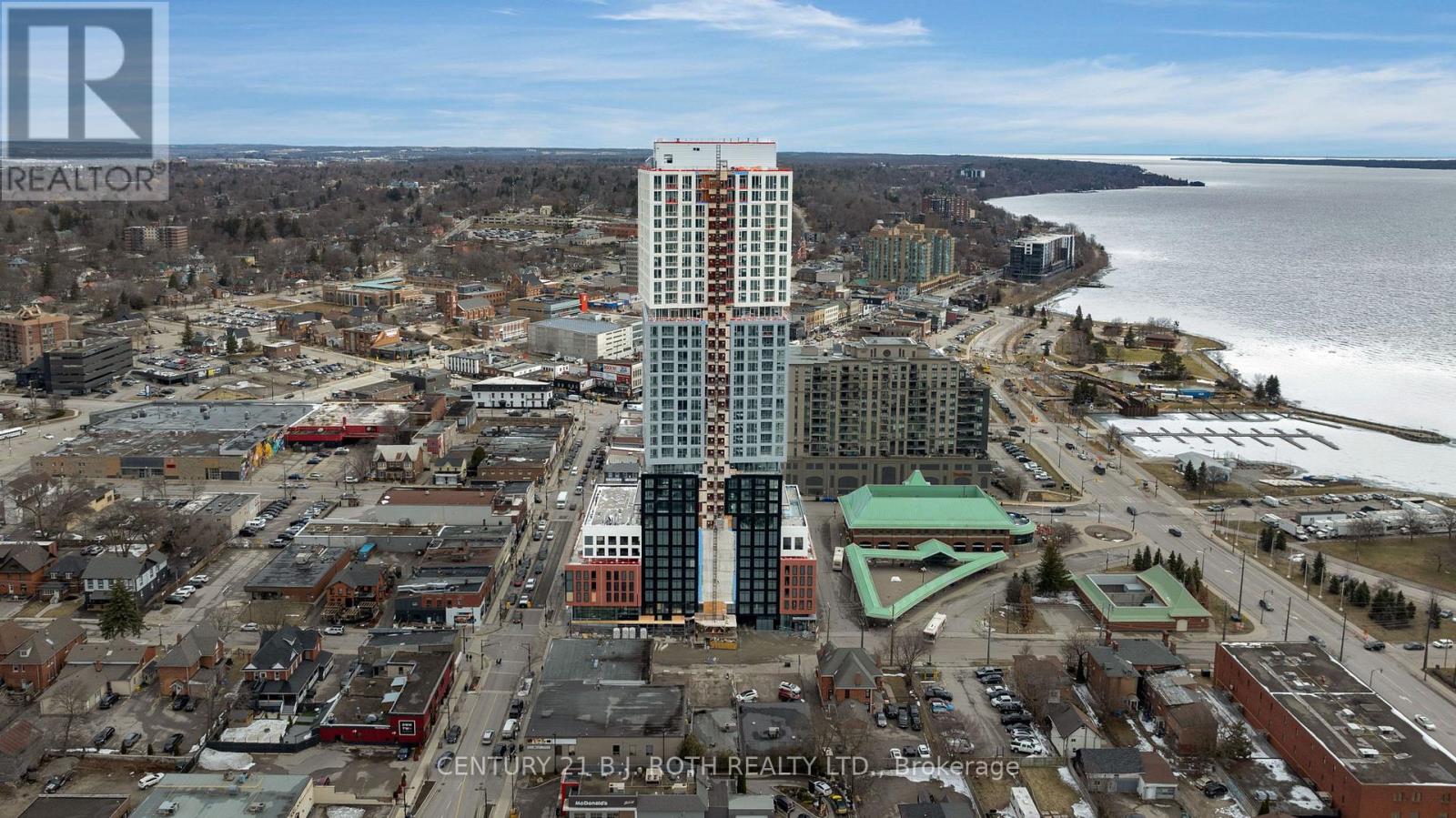 1909 - 39 Mary Street, Barrie (City Centre), Ontario  L4N 1S9 - Photo 18 - S13684214