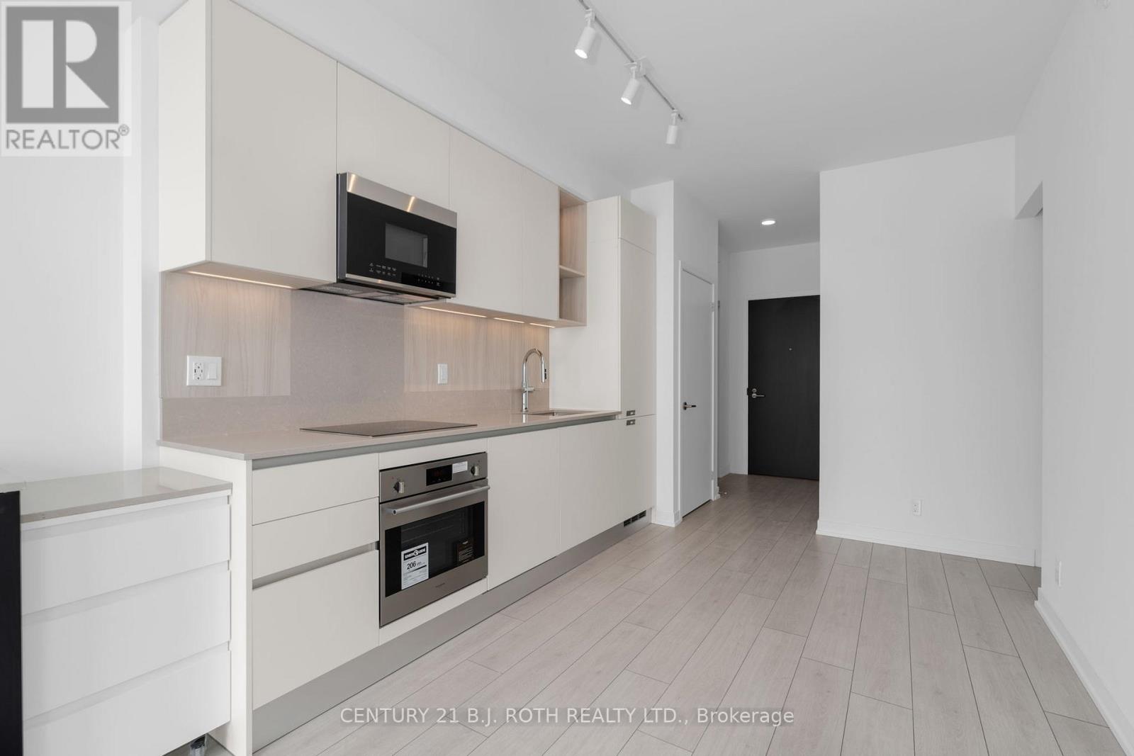 1909 - 39 Mary Street, Barrie (City Centre), Ontario  L4N 1S9 - Photo 8 - S13684214